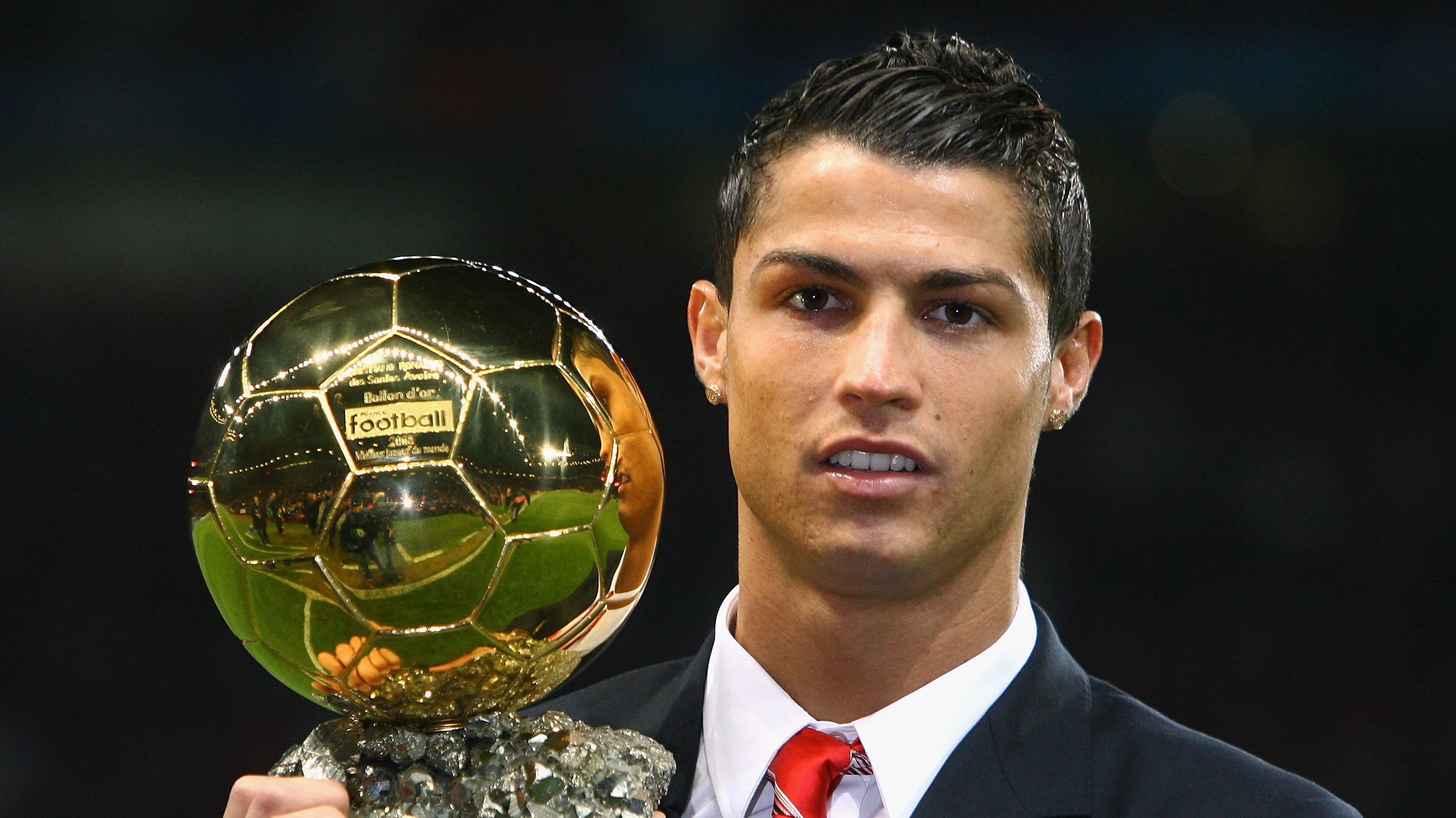 足球精英集结，重量级对决引人瞩目，足球精英队选人和考核制度